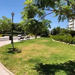 Rentcostadelsol Dona Sofia A アパート *