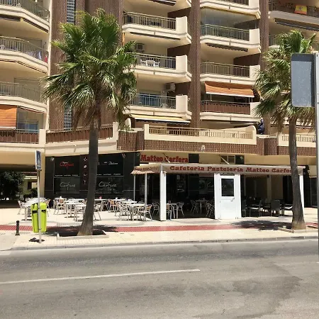 Rentcostadelsol Dona Sofia A アパート フエンヒロラ